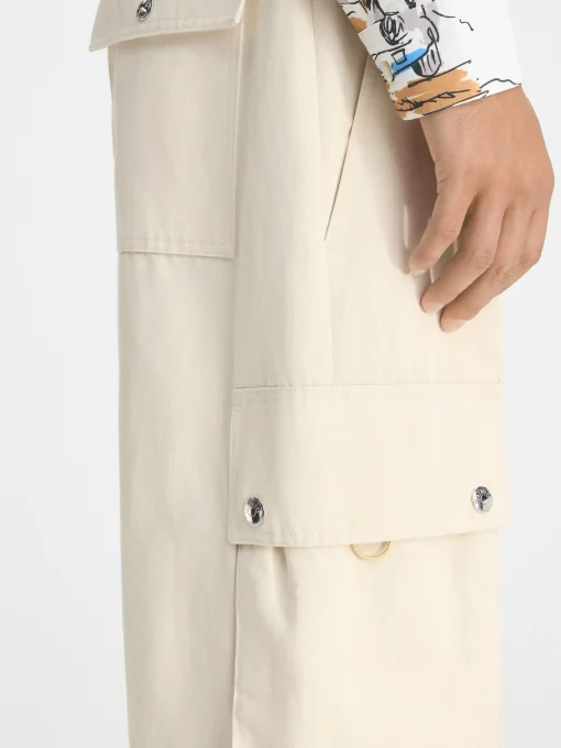 The cargo pants