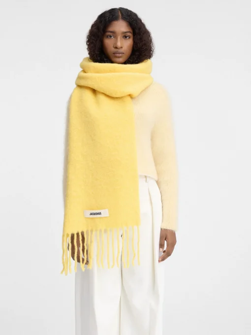 The Carro scarf