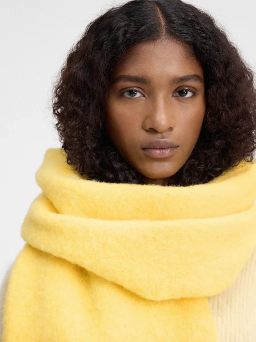 The Carro scarf