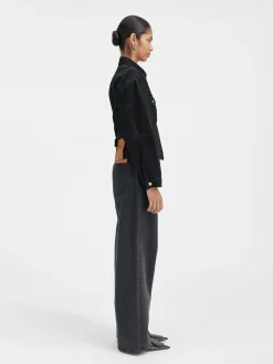 The denim de-Nîmes jacket