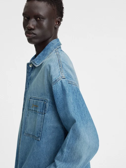 The de-Nîmes denim shirt