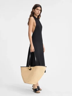 The Favola dress
