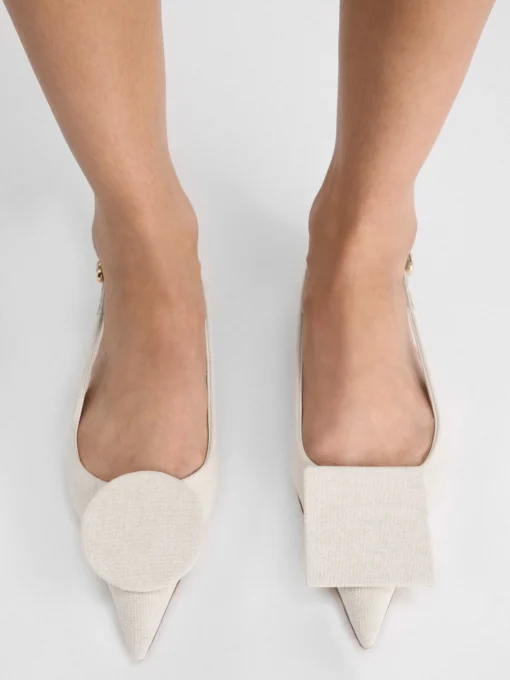 The flat Duelo slingbacks