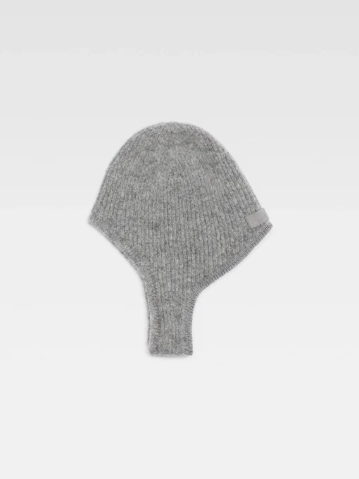 The Gros Grain hood