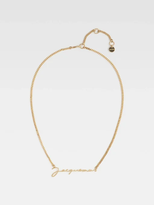 The Jacquemus necklace