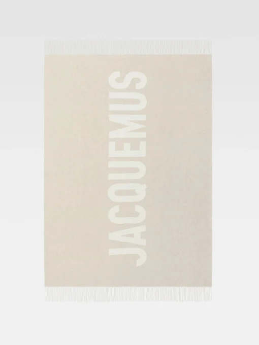 The Jacquemus plaid