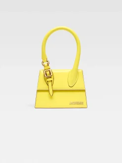The medium Chiquito with buckle