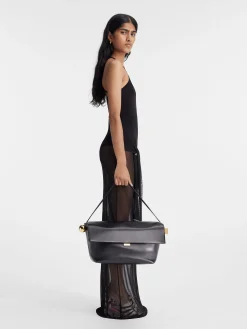 The Nodo knit dress