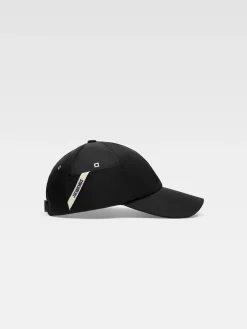 The Ovalie cap