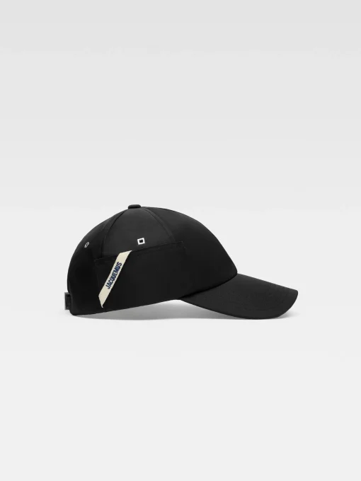 The Ovalie cap