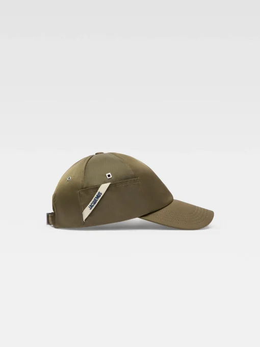 The Ovalie cap