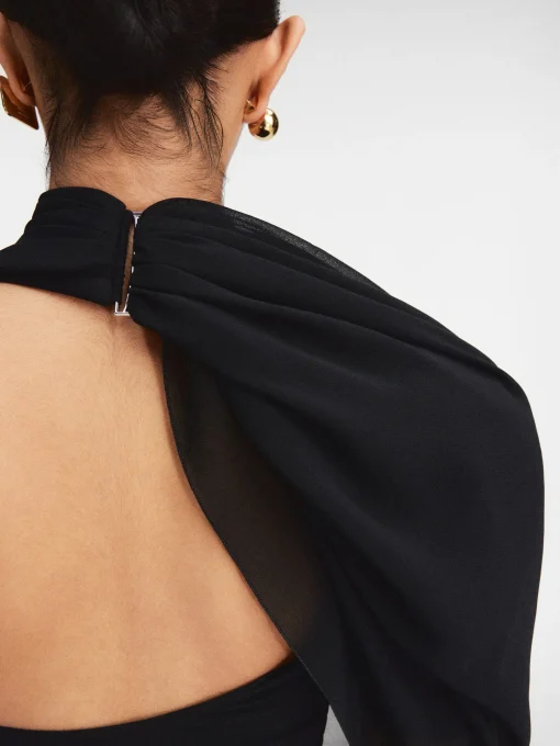 The Pablo top