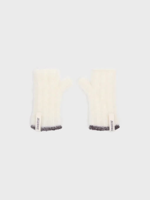 The Paoli mittens