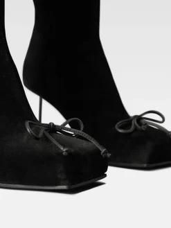 The Pilou boots