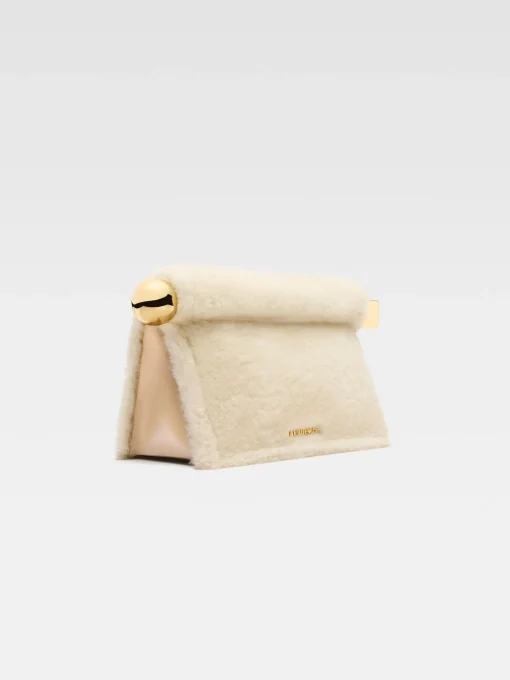 The Rond Carré clutch
