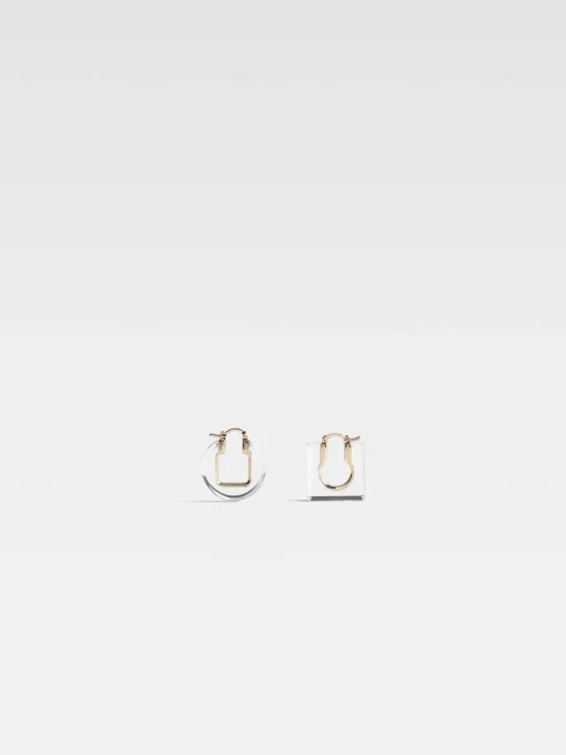 The Rond Carré earrings