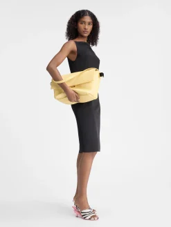 The Spoglio dress