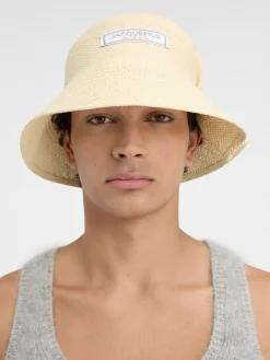 The Vela hat